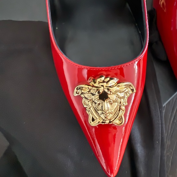 Versace Red Patent Leather Pointed Pump with Gold Medusa Accent - Picture 10 of 14